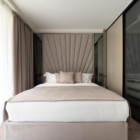 New Belgrade Premium Hotel Exterior photo