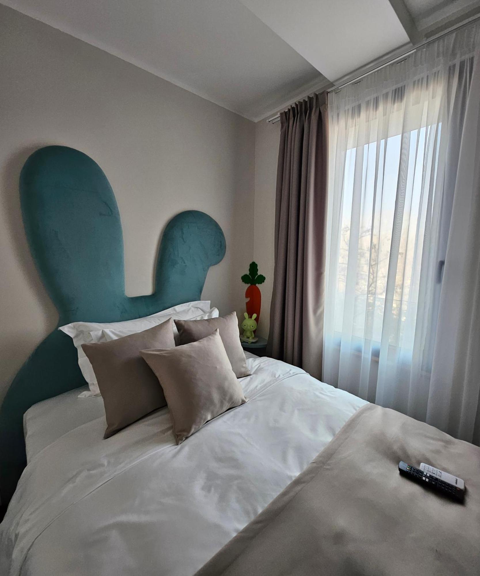 New Belgrade Premium Hotel Exterior photo